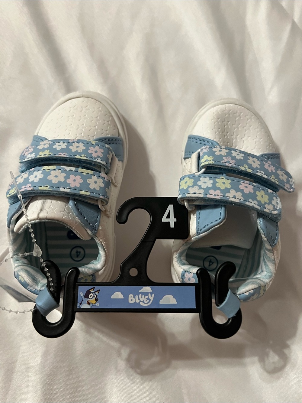 Baby Walker Floral Velcro Sneakers in White and Light Blue